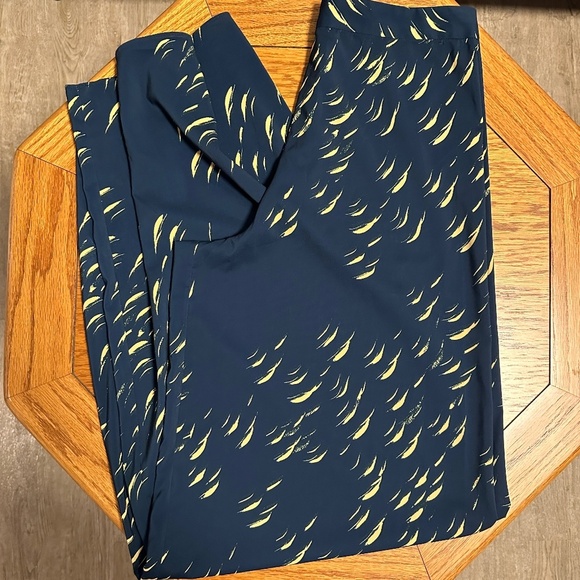 Alice + Olivia Pants - **ALICE + OLIVIA* Blue x Yellow Pattern Flowy Pants Size 4